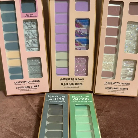 Dashing Diva Gloss Ultra Shine Gel Palette - Blue, Green, Purple - Picture 3 of 4